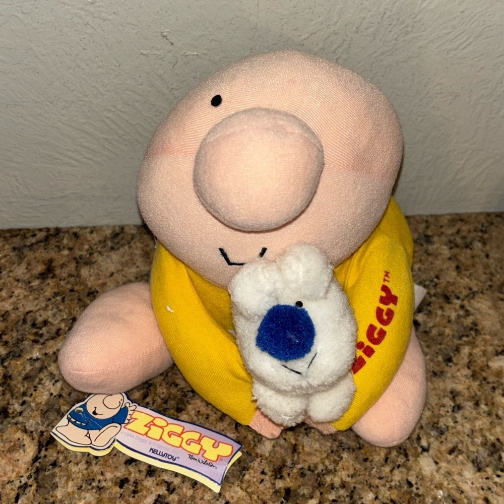 Vintage 1980 Knickerbocker Ziggy Yellow Shirt W/Fuzz Dog Plush Stuffed Animal